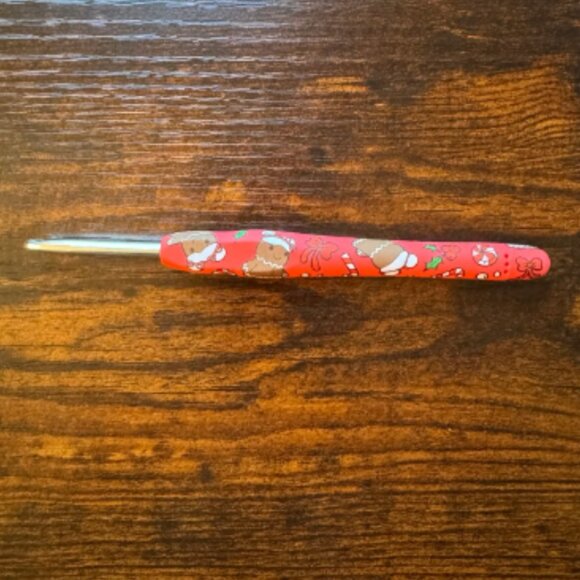 *Holiday Edition* The Woobles Meg the Gingerbread Woman Crochet Hook- Never Used - Picture 2 of 2